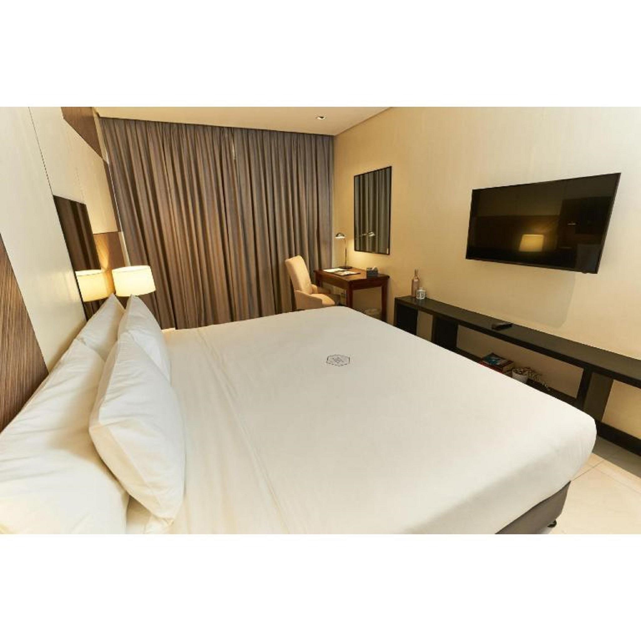Summit Hotel טקלובן מראה חיצוני תמונה